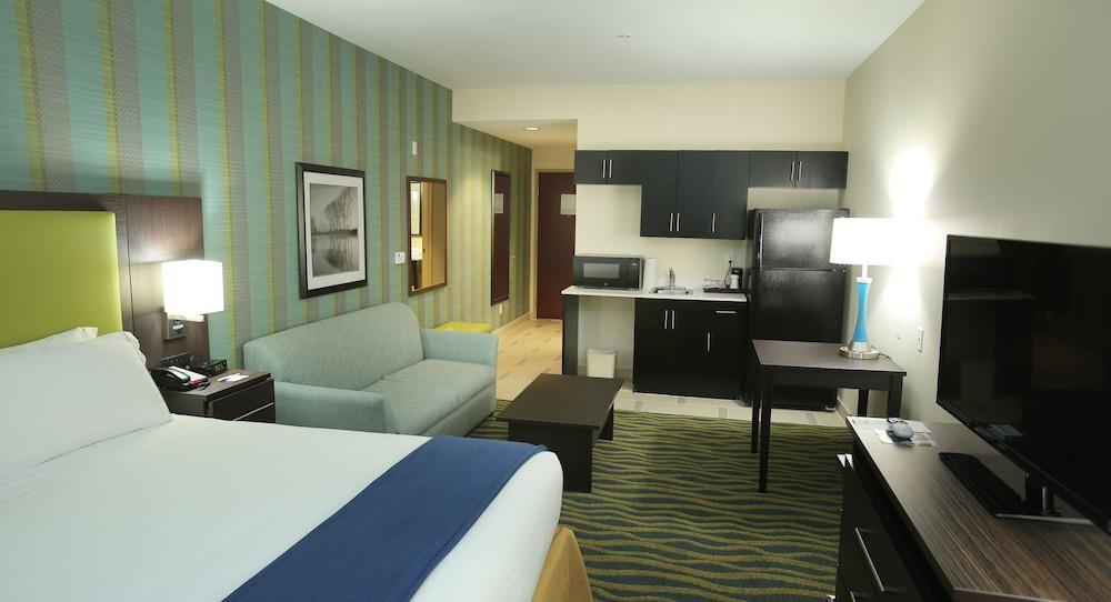 Holiday Inn Express & Suites Southport - Oak Island Area By Ihg Экстерьер фото